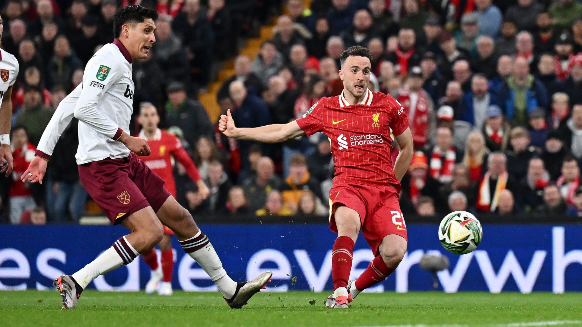 Diogo Jota Liverpool West Ham Carabao Cup 2024-25