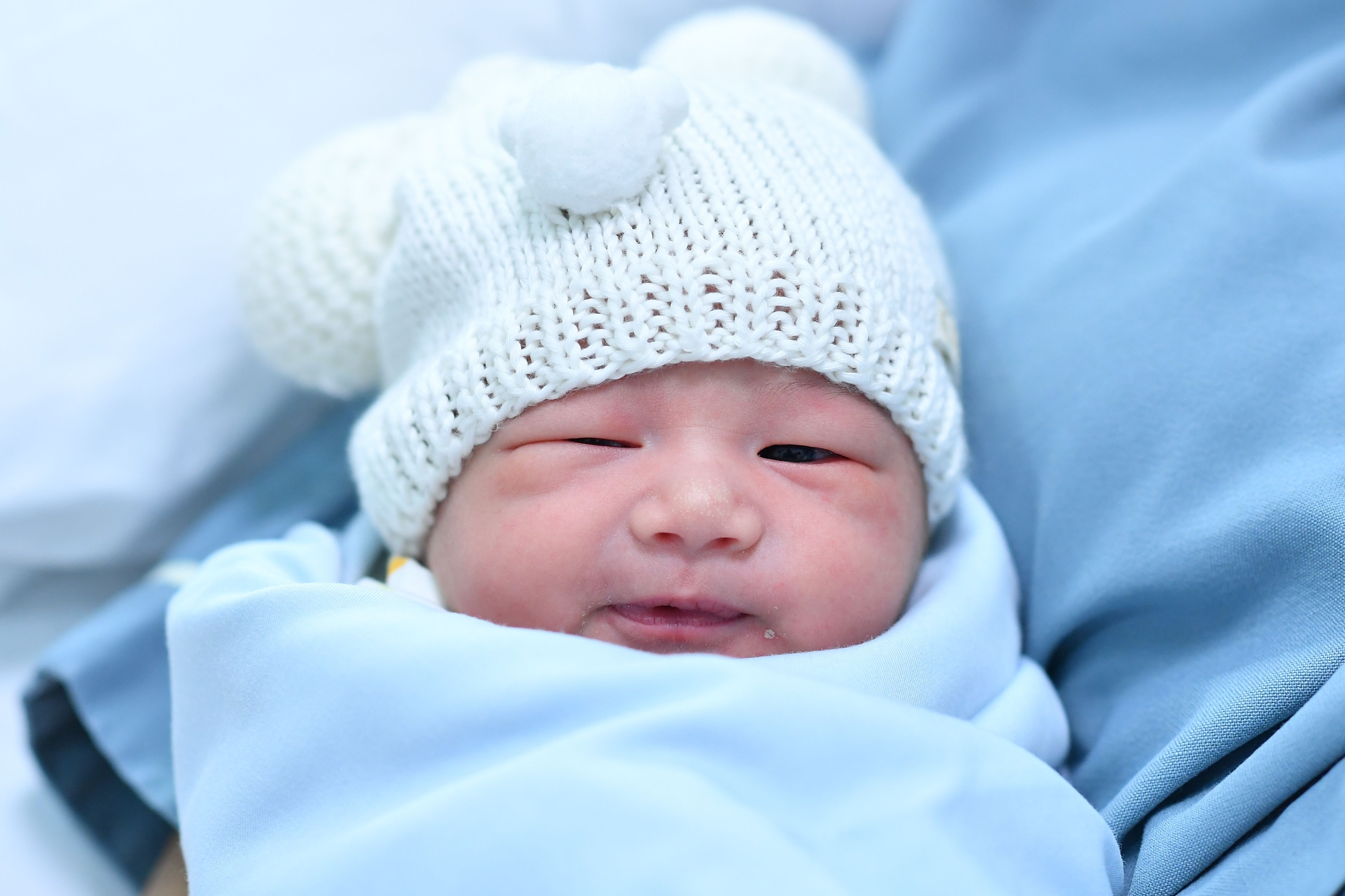 สารัช อยู่เย็น