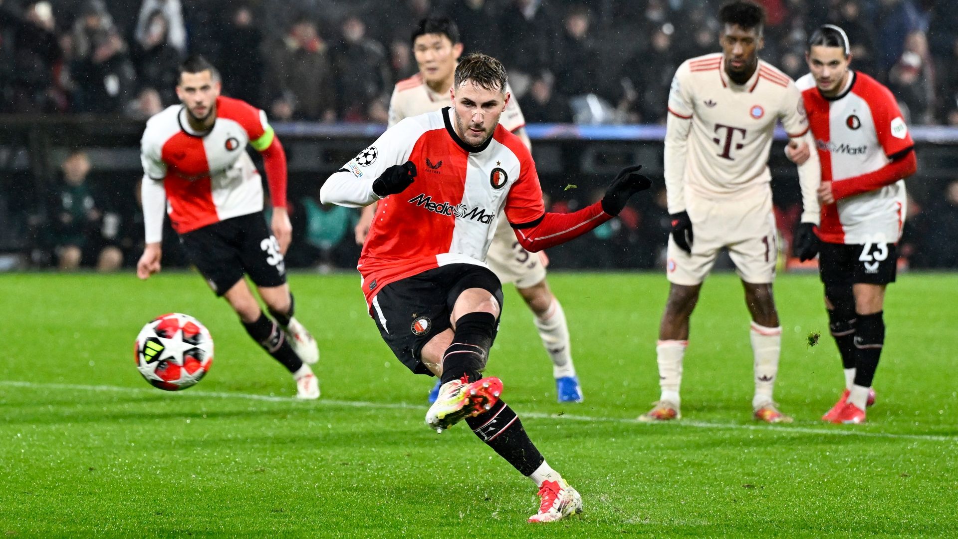 gimenez feyenoord bayern 