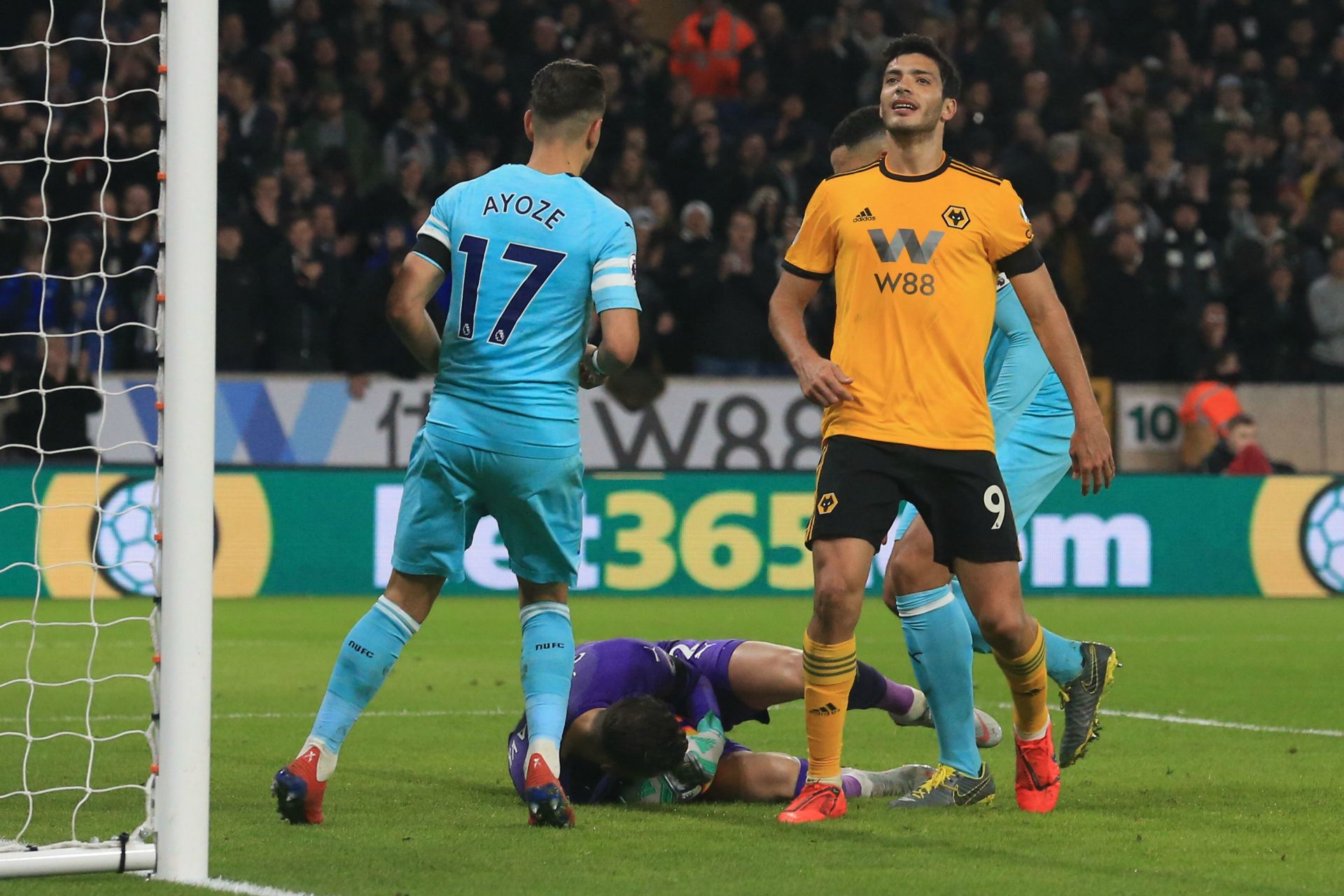 Wolves Newcastle Raúl Jiménez