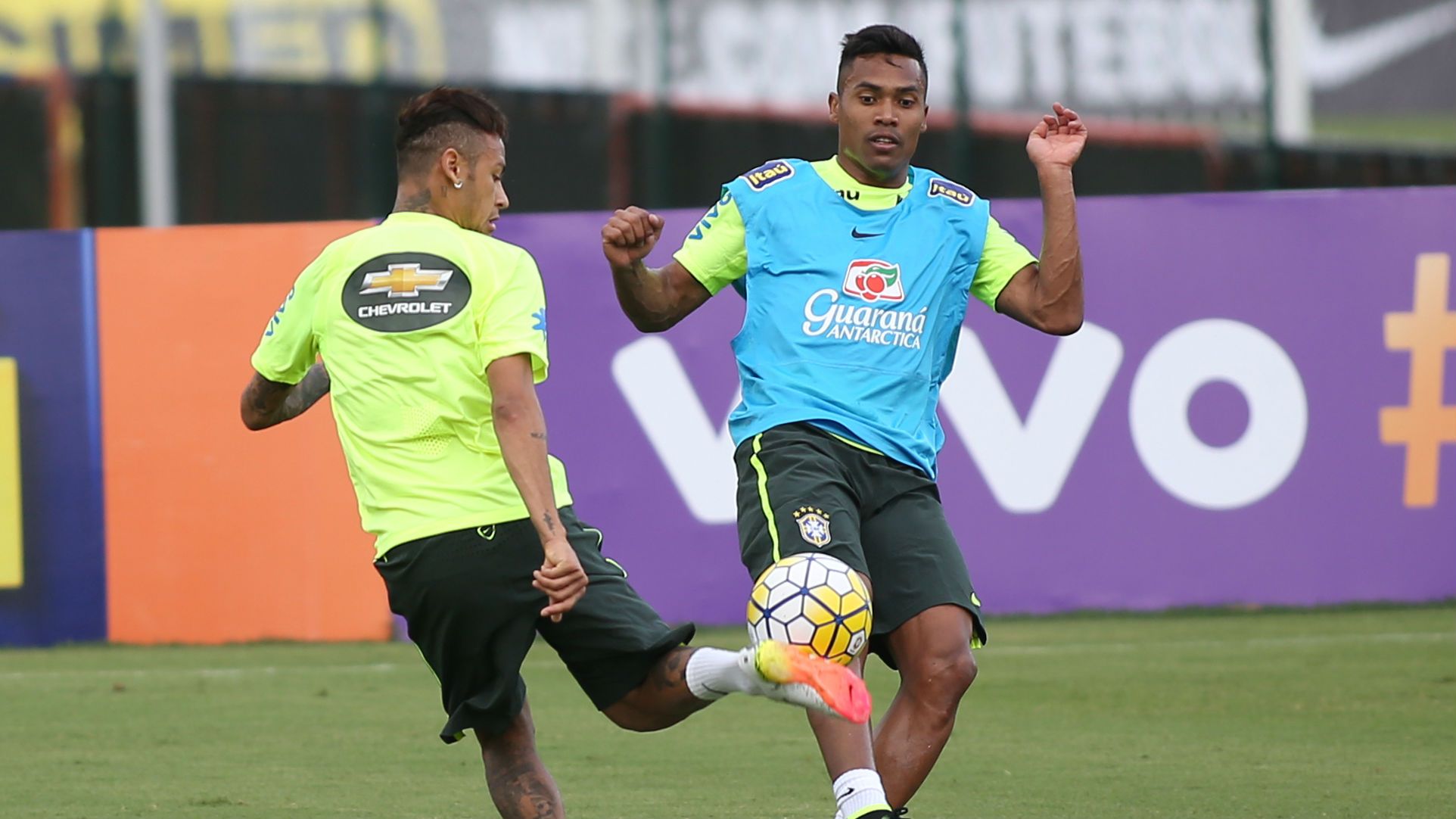 Neymar Alex Sandro Brasil 22032016