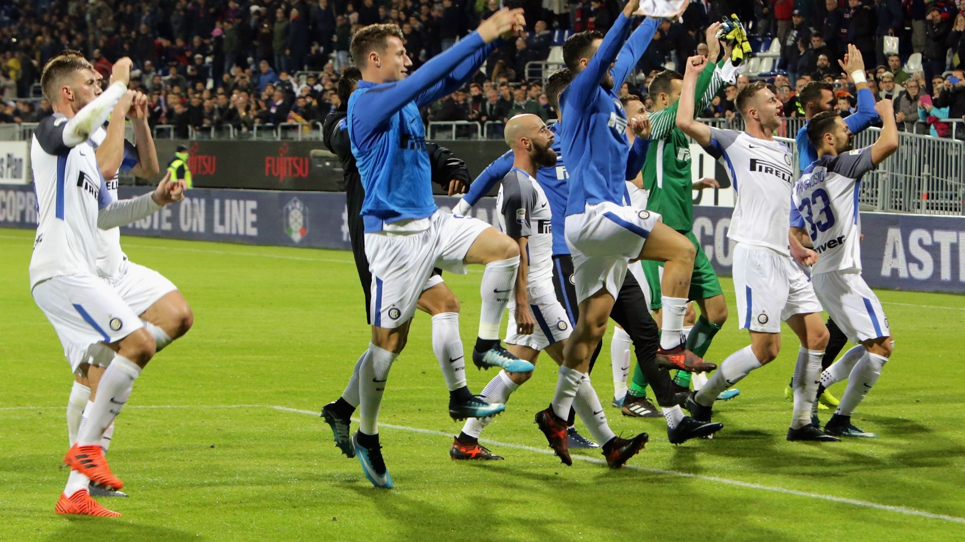 Inter celebrating Serie A