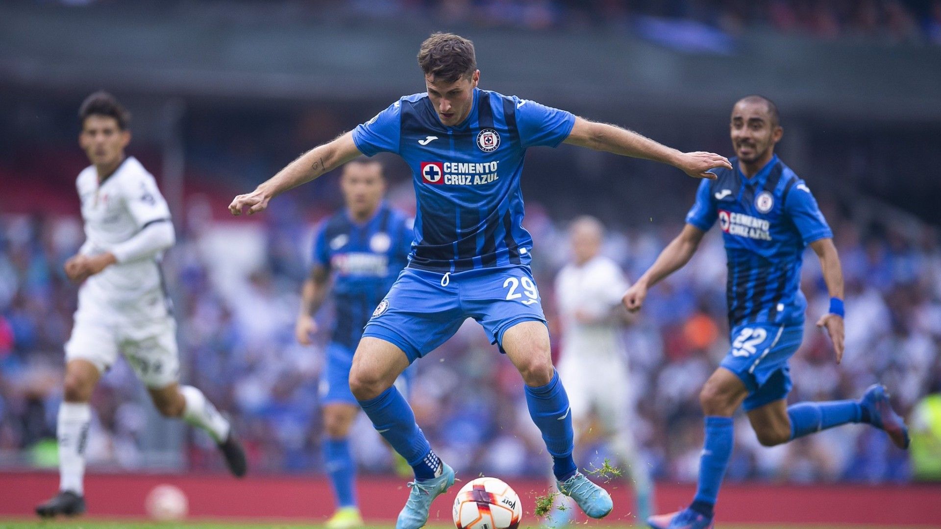Santiago Giménez Cruz Azul Clausura 2022