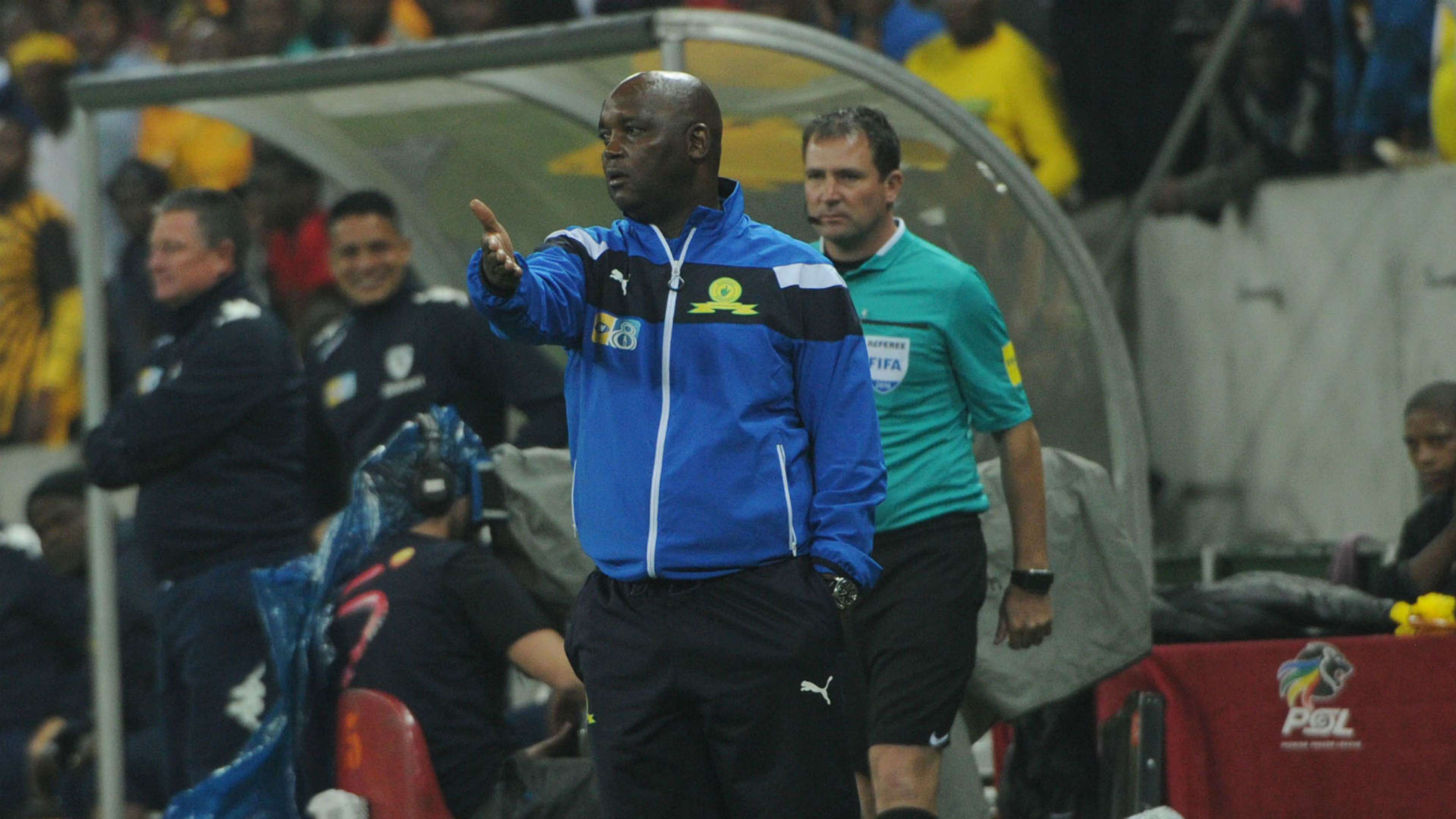Pitso Mosimane watches on against Bidvest Wits