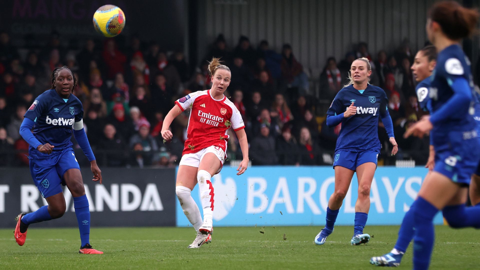 Beth Mead Arsenal West Ham WSL 2023-24