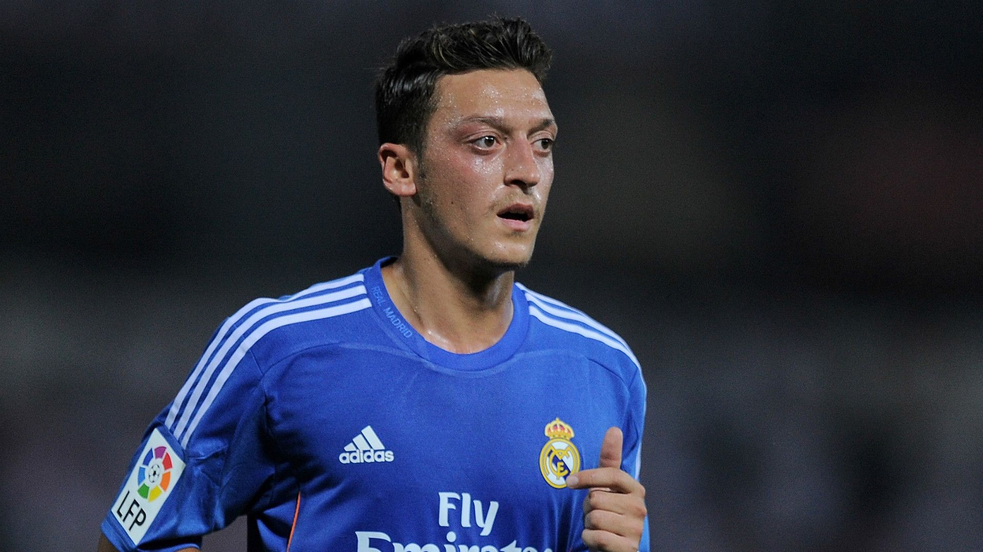 MESUT ÖZIL