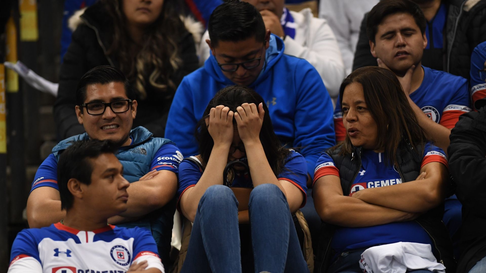 Cruz Azul fans