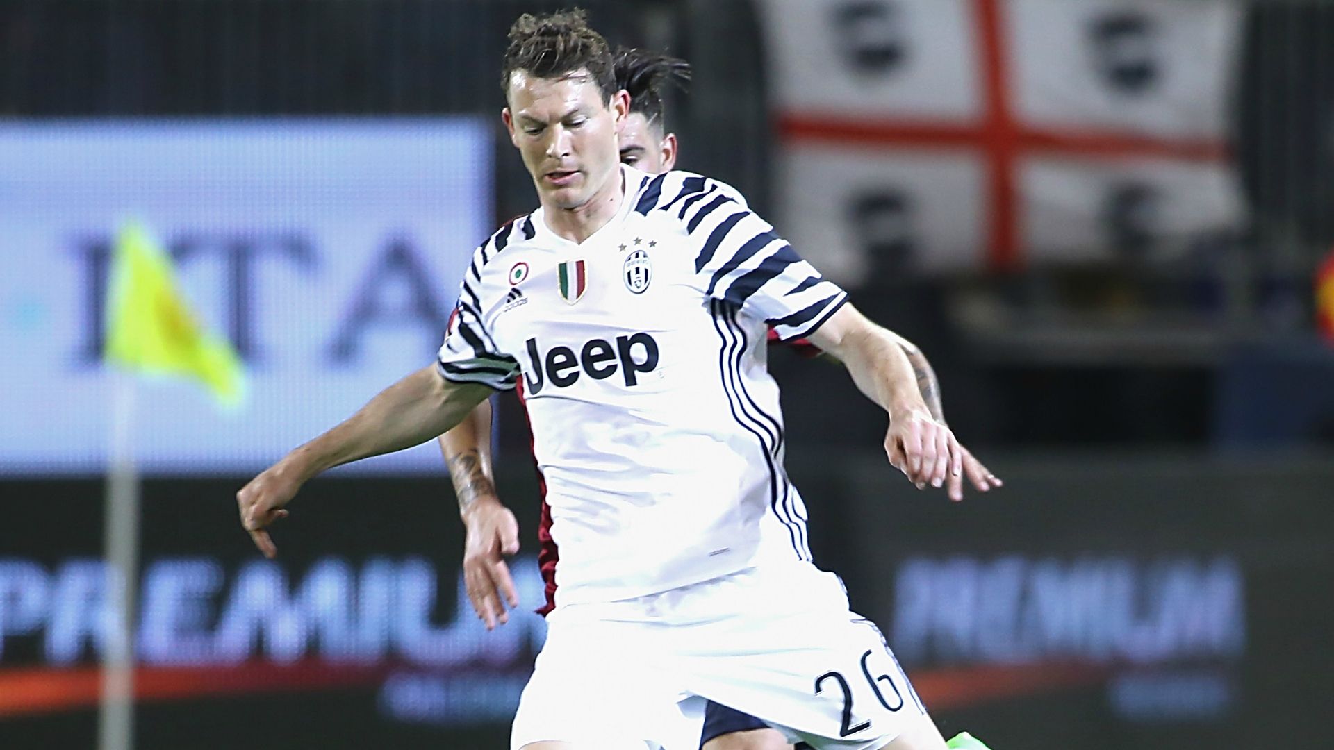 Stephan Lichtsteiner Cagliari Juventus Serie A 12022017