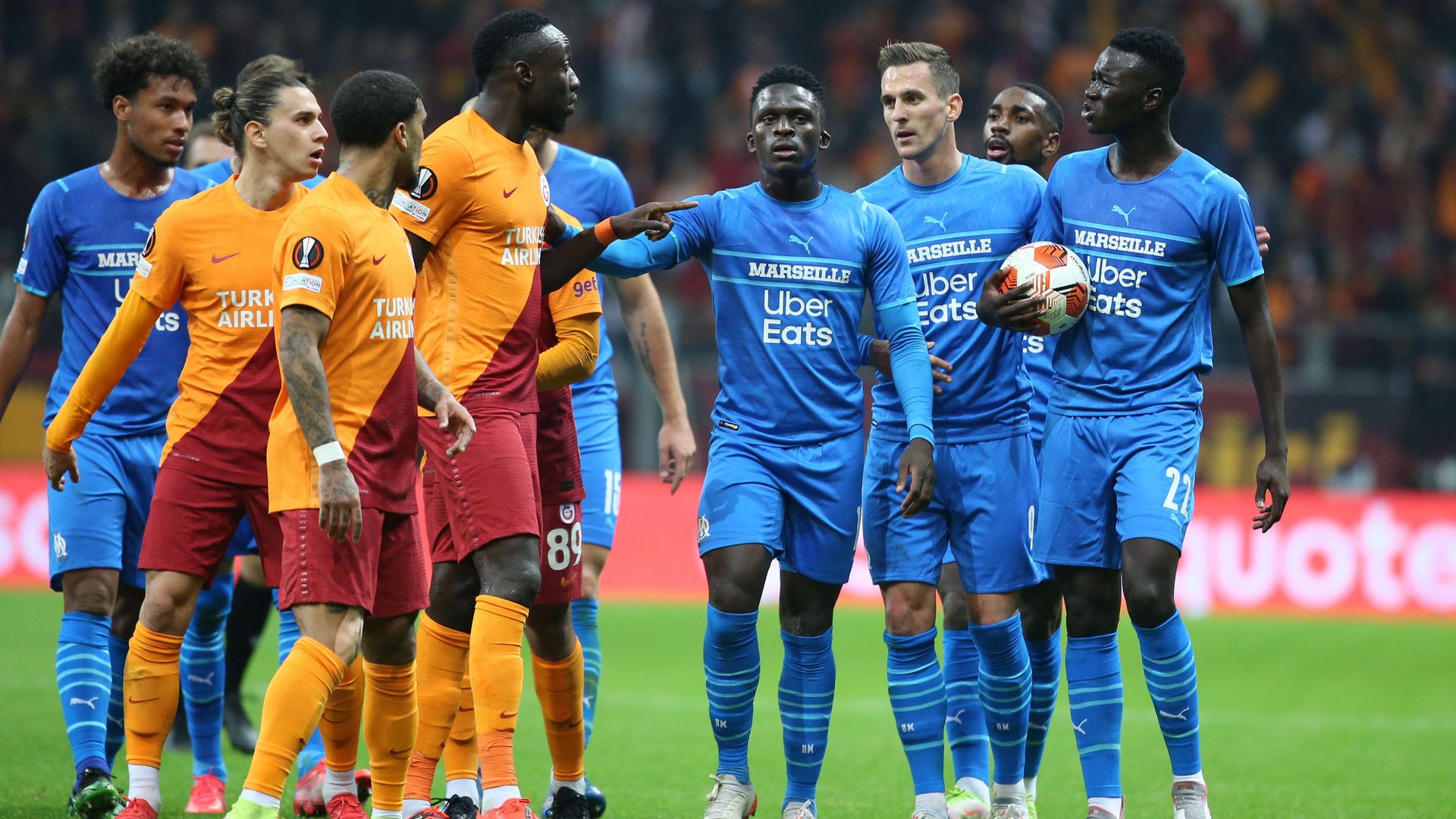 Galatasaray vs Marsilya. 11.25.2021