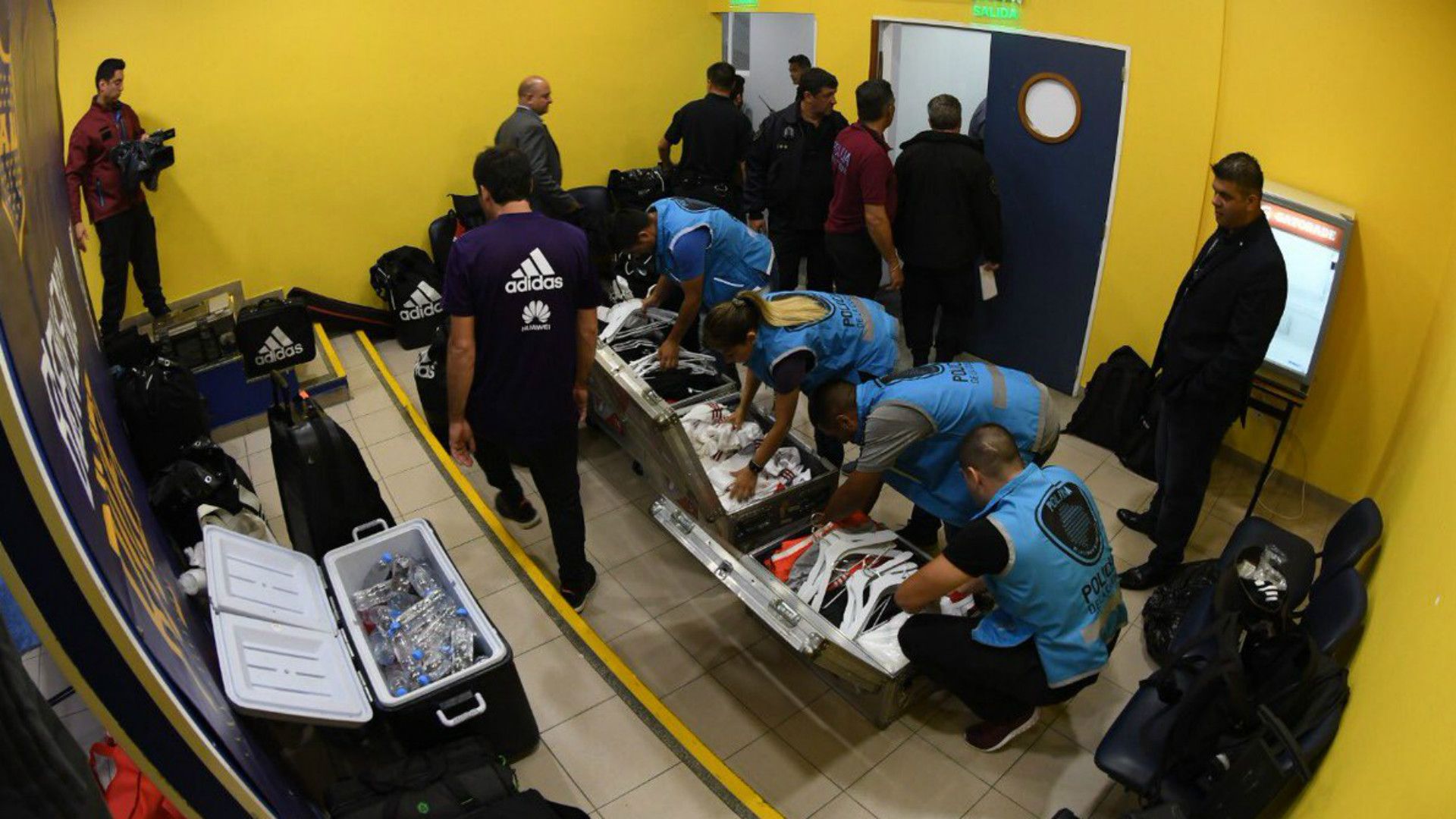 Policia Vestuario Visitante Bombonera Boca River Copa Libertadores 11112018