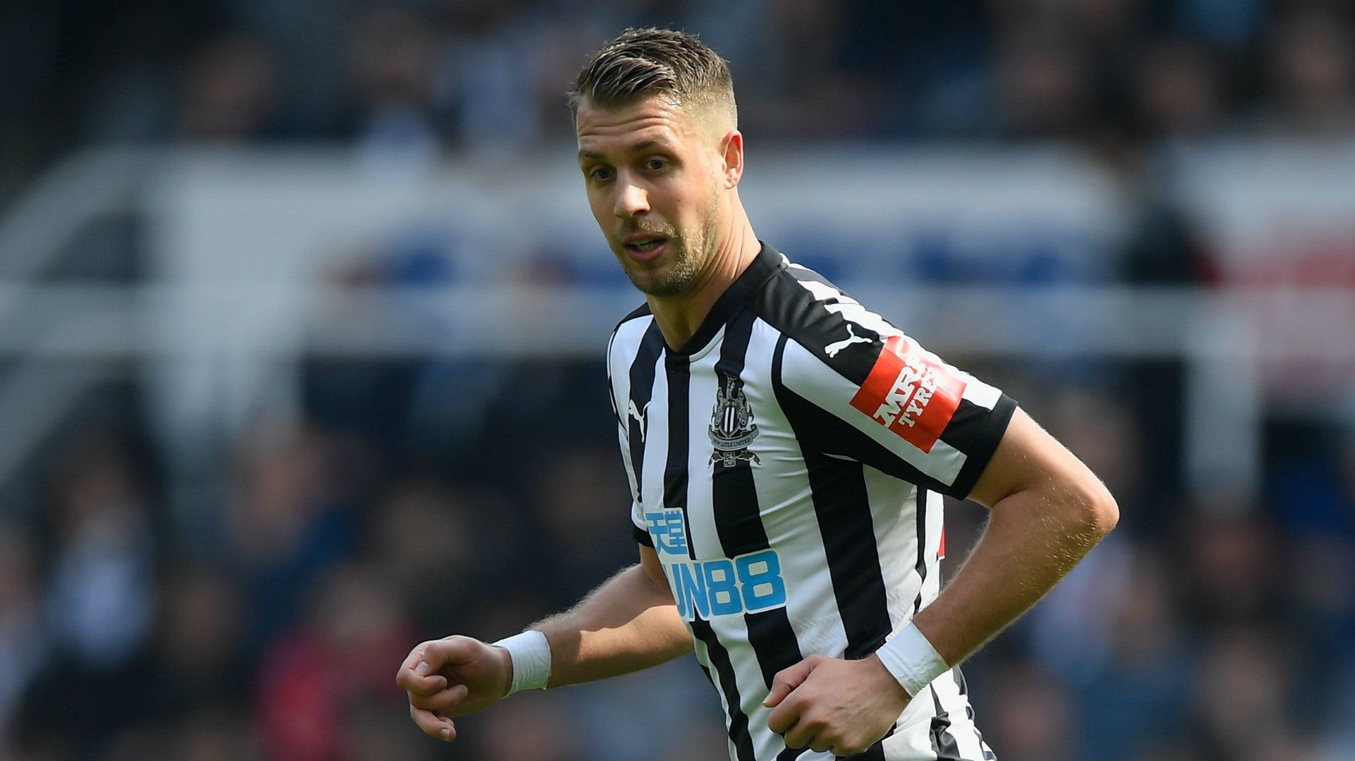 Florian Lejeune Newcastle 2017-18