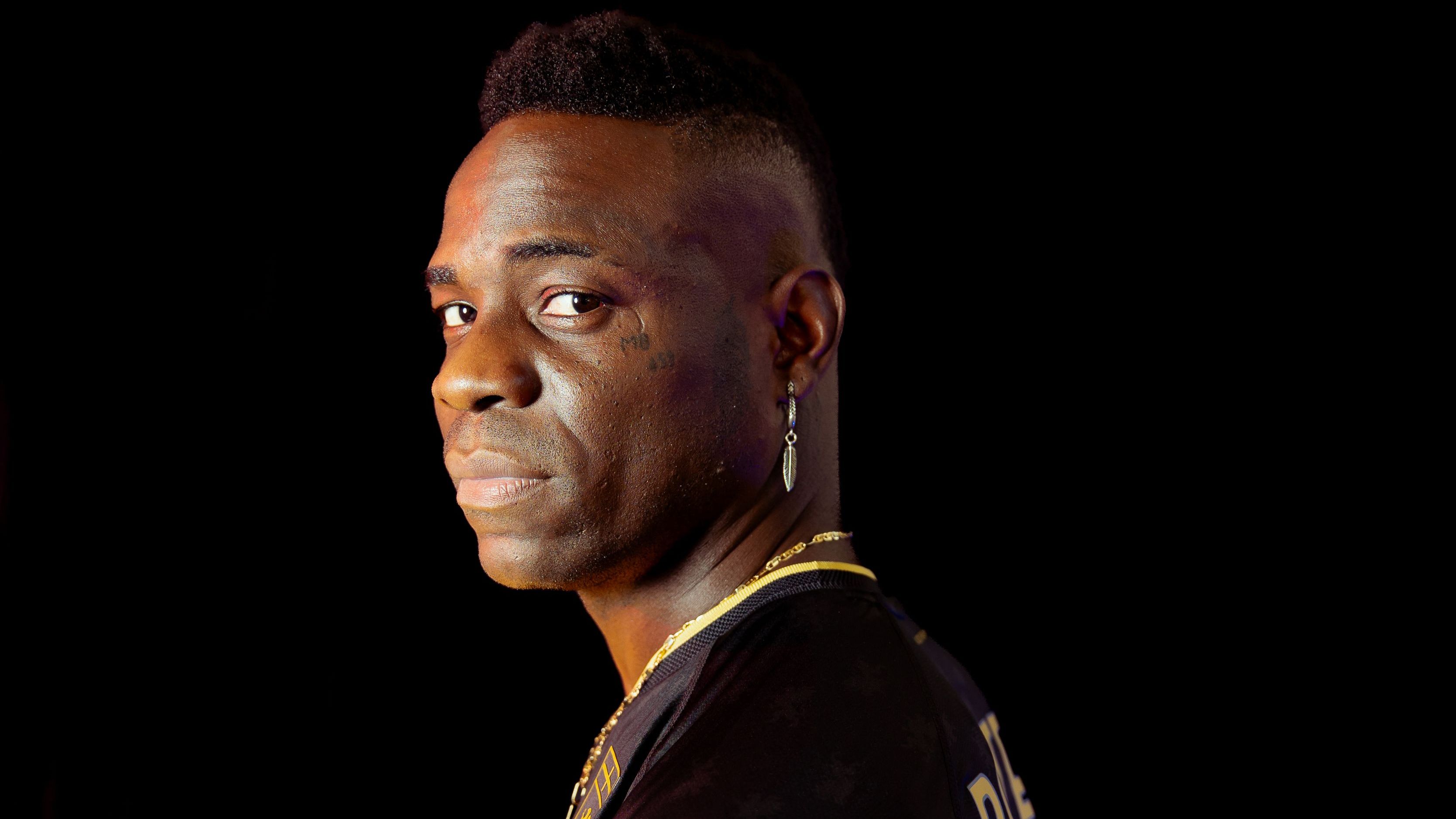 Mario Balotelli Genoa third kit