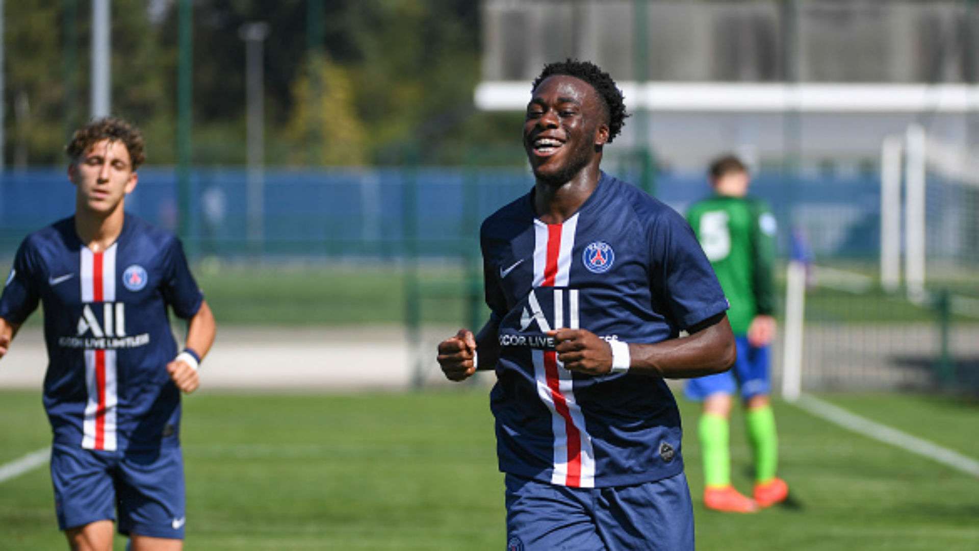 Arnaud Kalimuendo PSG