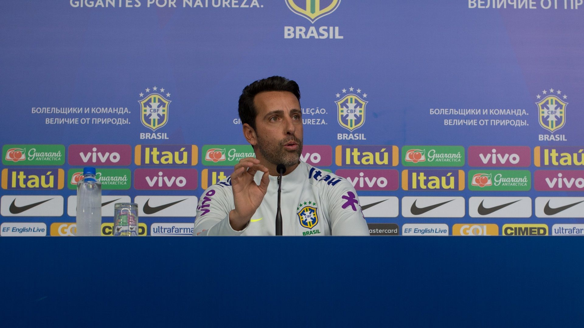 Edu Gaspar Brasil Granja Comary 21 05 2018