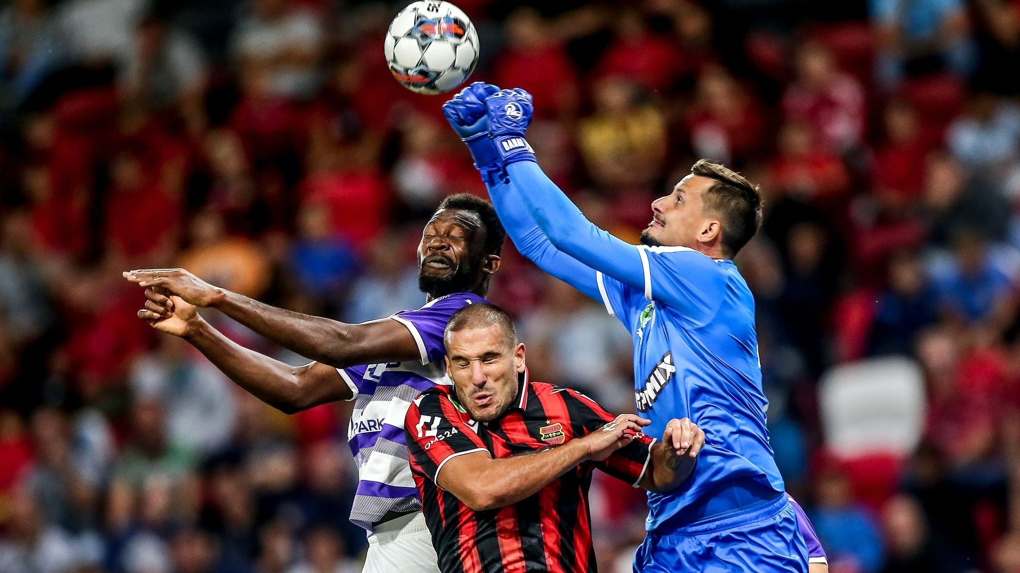 Nenad Lukic Honvéd v Újpest