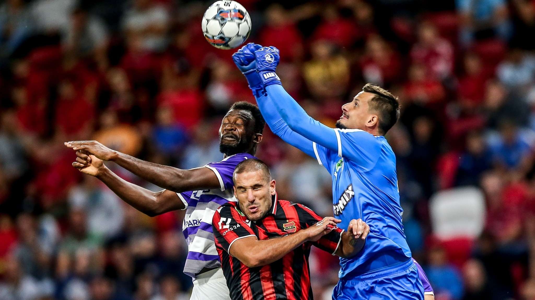 Nenad Lukic Honvéd v Újpest