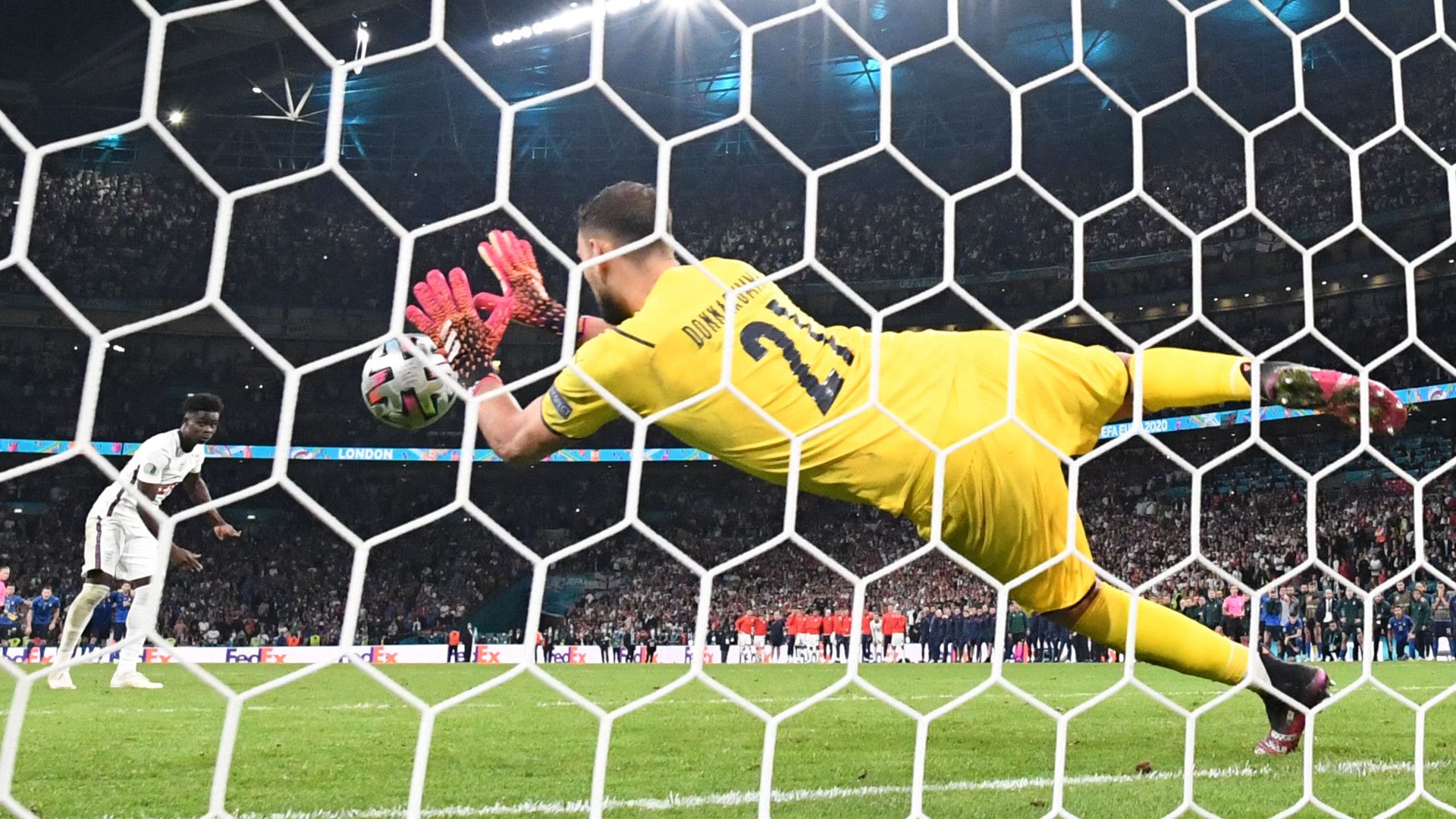 Gianluigi Donnarumma Italy England