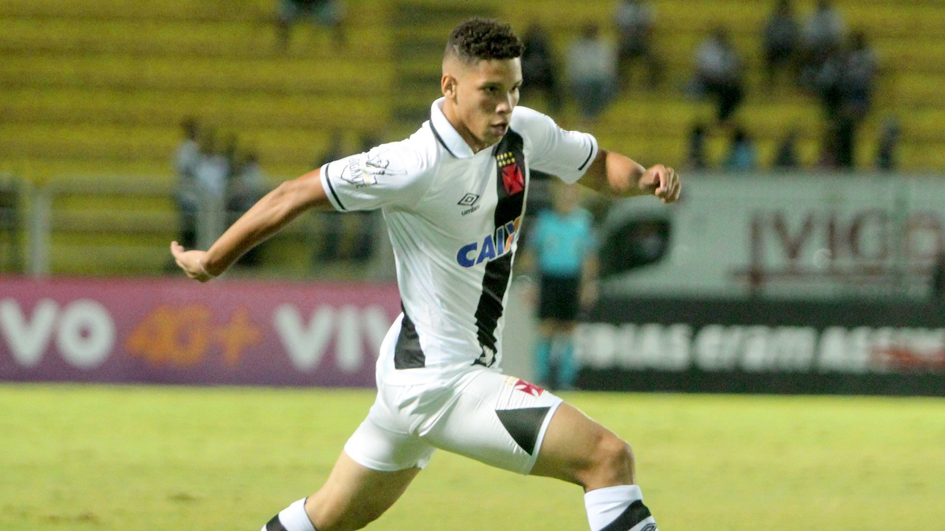Paulinho Vasco Atletico-PR Brasileirao Serie A 31072017