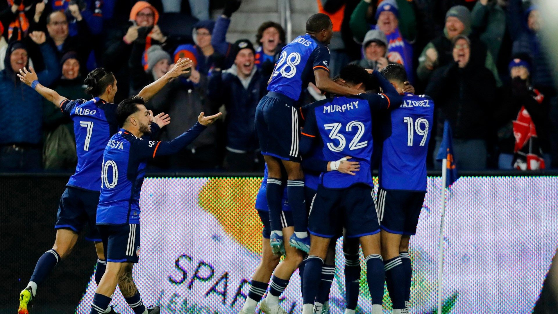 FC Cincinnati Playoff goal celebration Yerson Mosquera 2023