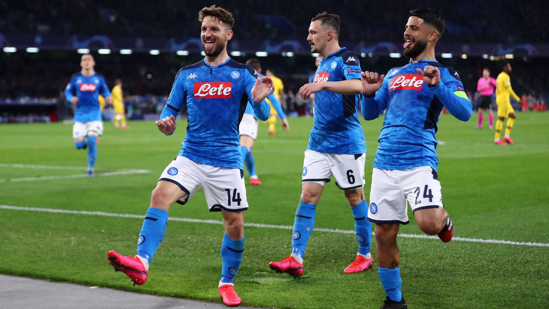 Mertens Napoli Barcelona celebrating