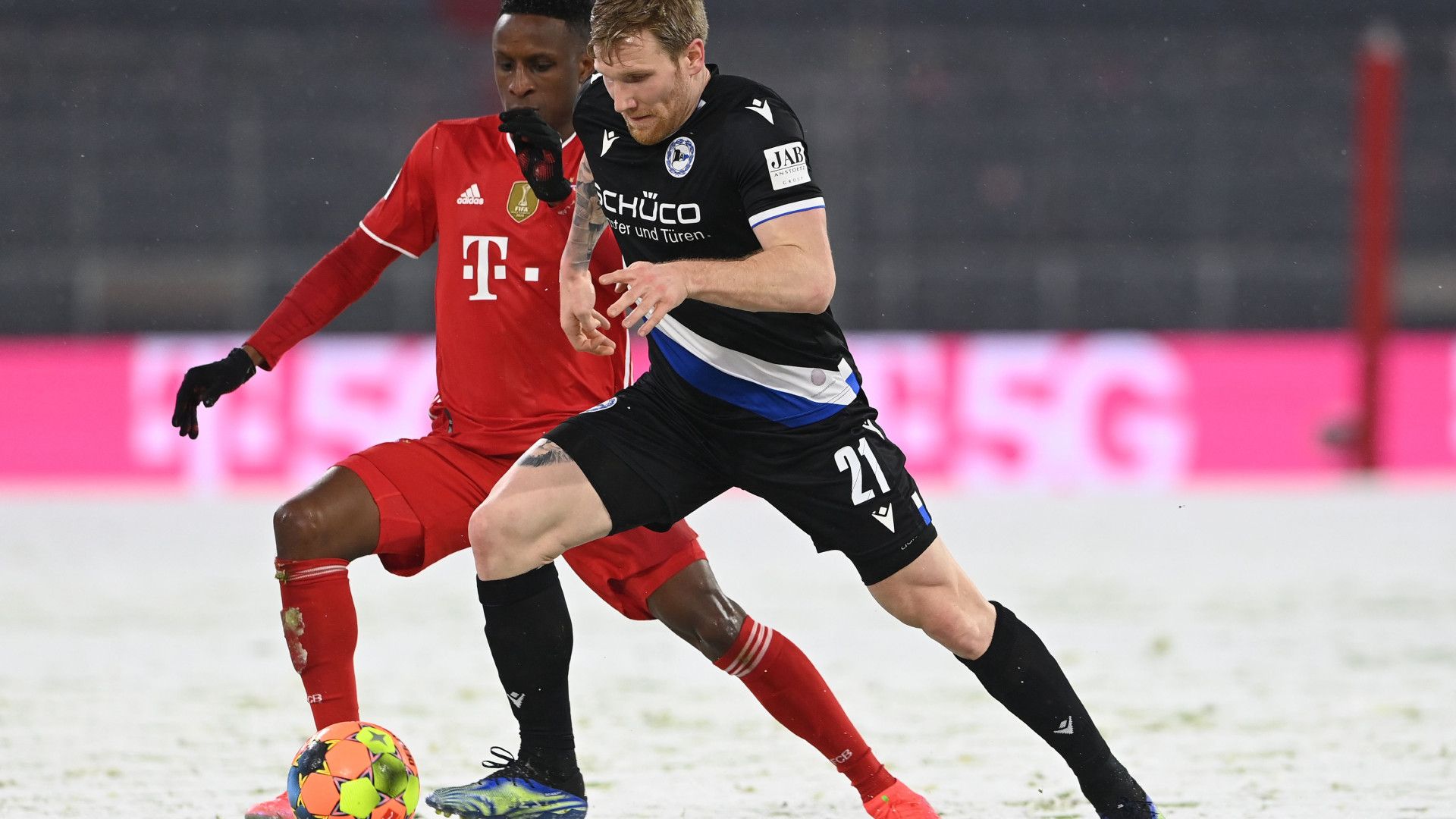 BOUNA SARR BAYERN MÜNCHEN BUNDESLIGA 15022021