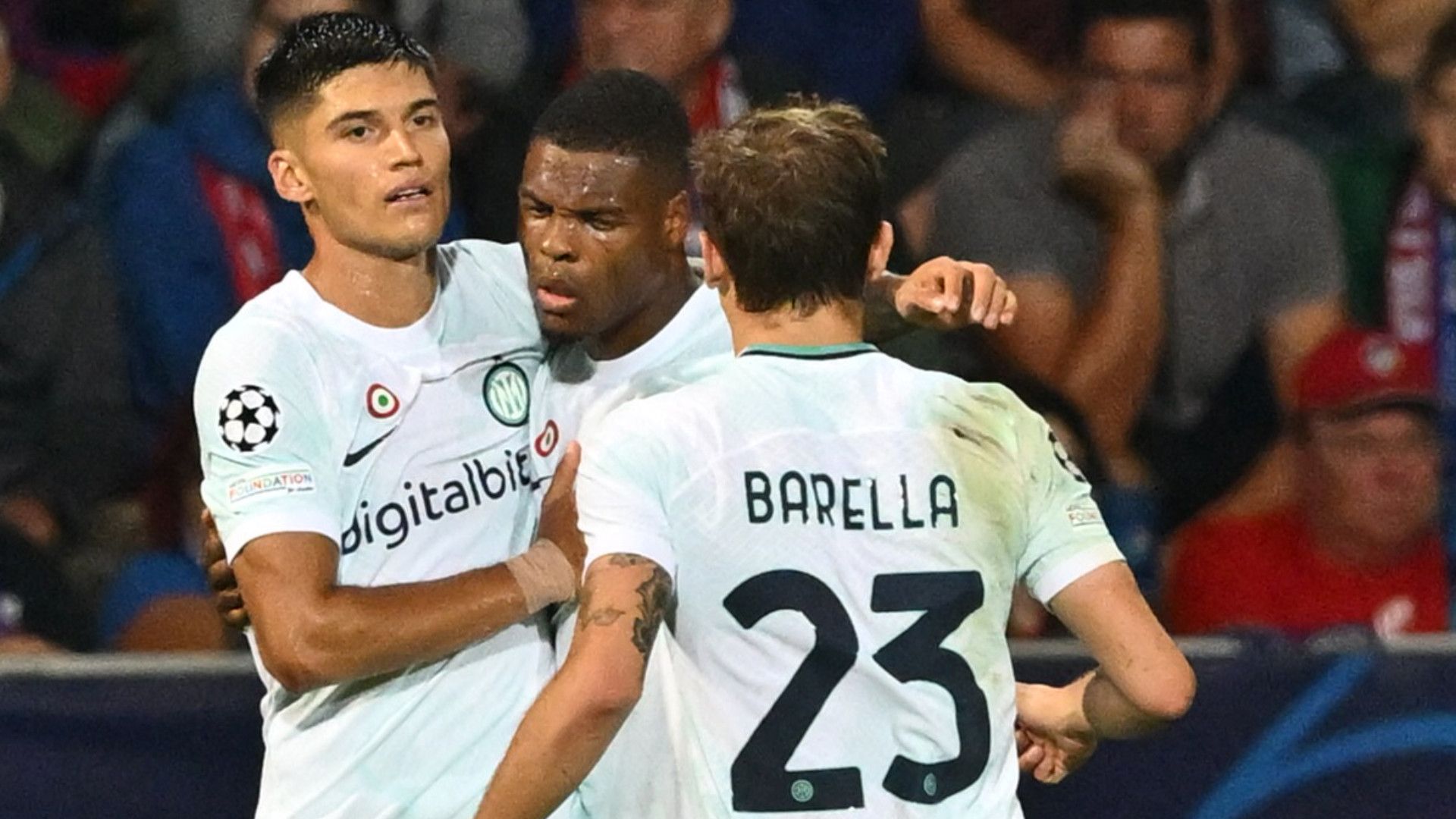 Dumfries celebrate Plzen Inter Champions League