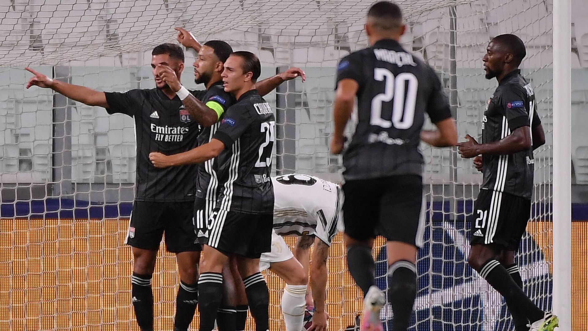 ONLY GER City v Lyon