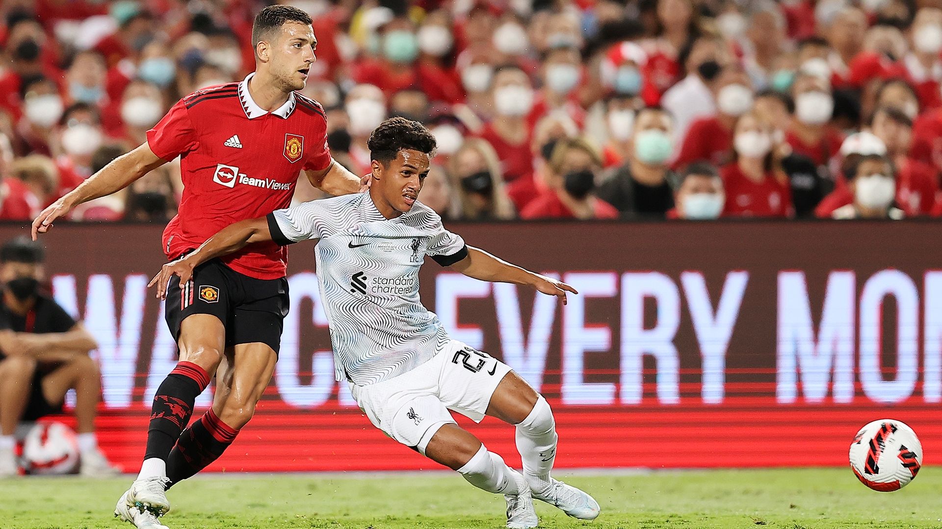 William Carvalho Diogo Dalot Liverpool Manchester United 2022-23