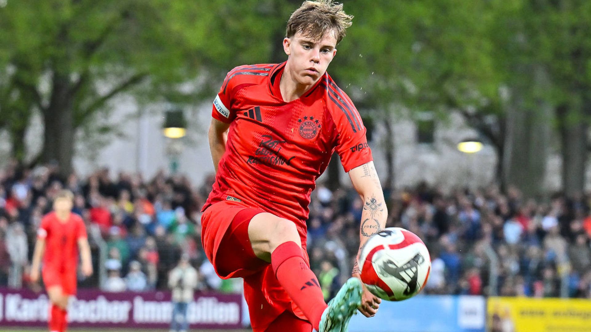 JONATHAN ASP BAYERN MÜNCHEN