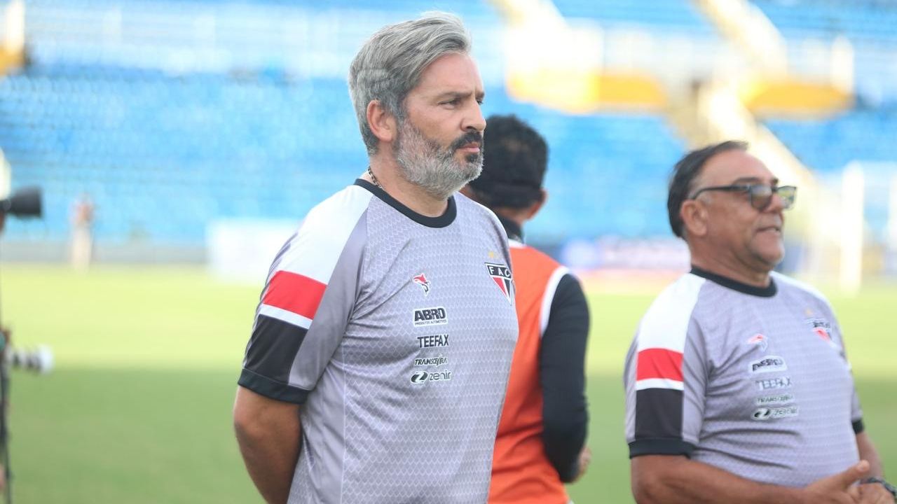 Tiago Zorro, técnico do Ferroviário, 2025