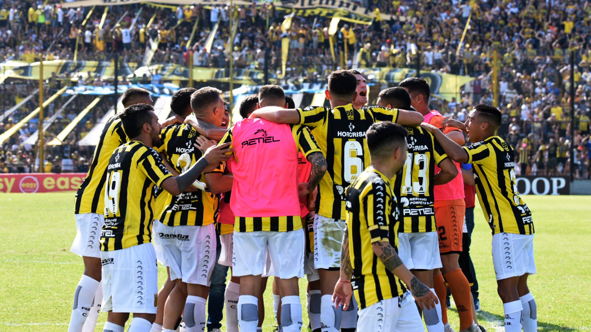 Almirante Brown Torneo Primera Nacional 111121