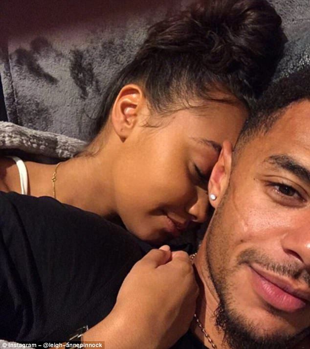 أندري جراي وصديقته