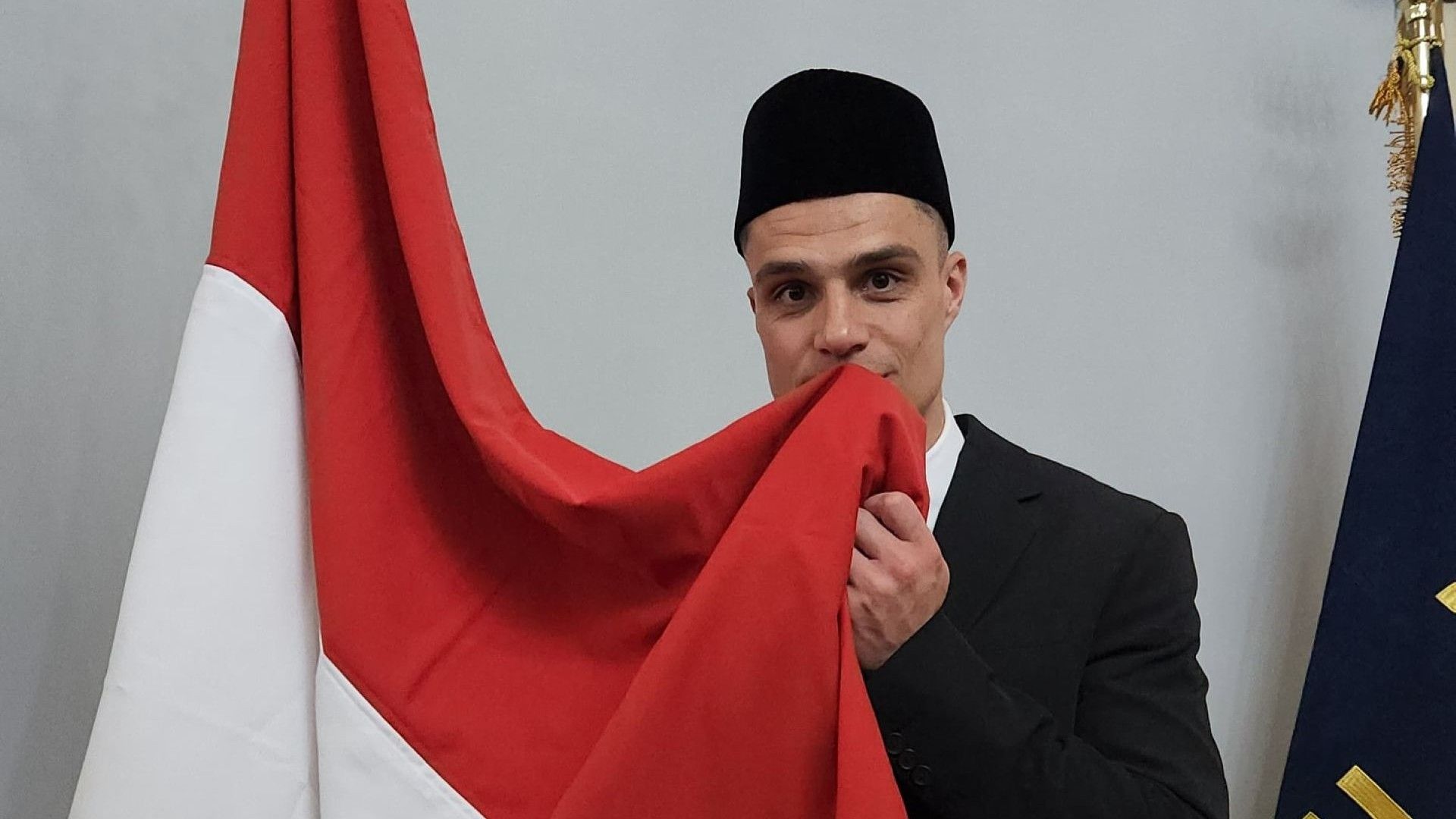 Joey Pelupessy - naturalsasi