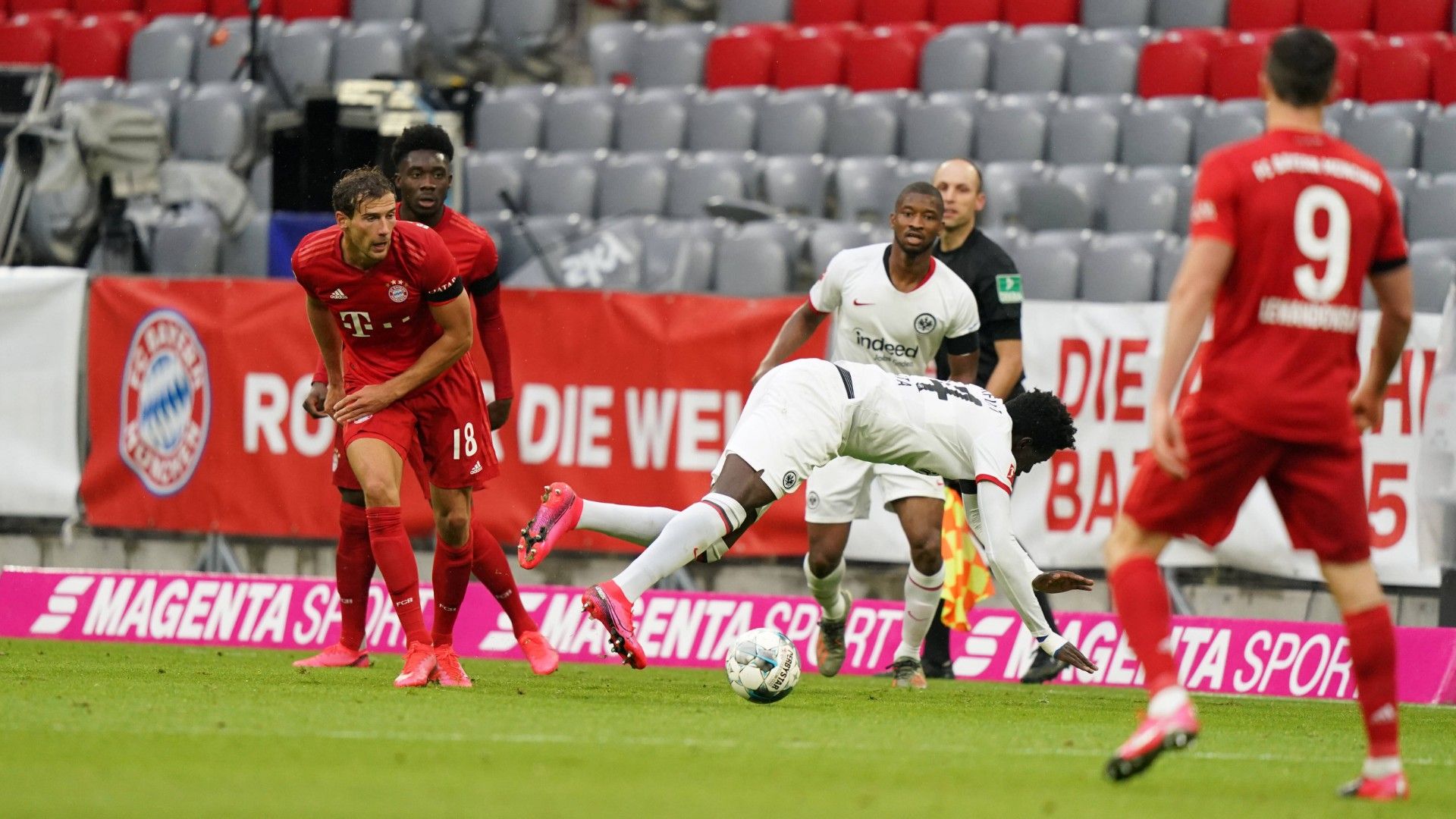 ONLY GERMANY Leon Goretzka FC Bayern Eintracht Frankfurt Bundesliga