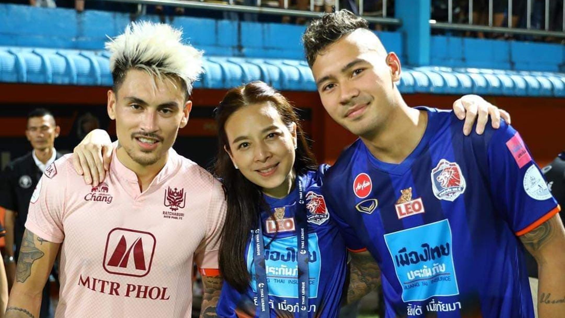 นวลพรรณ ล่ำซำ