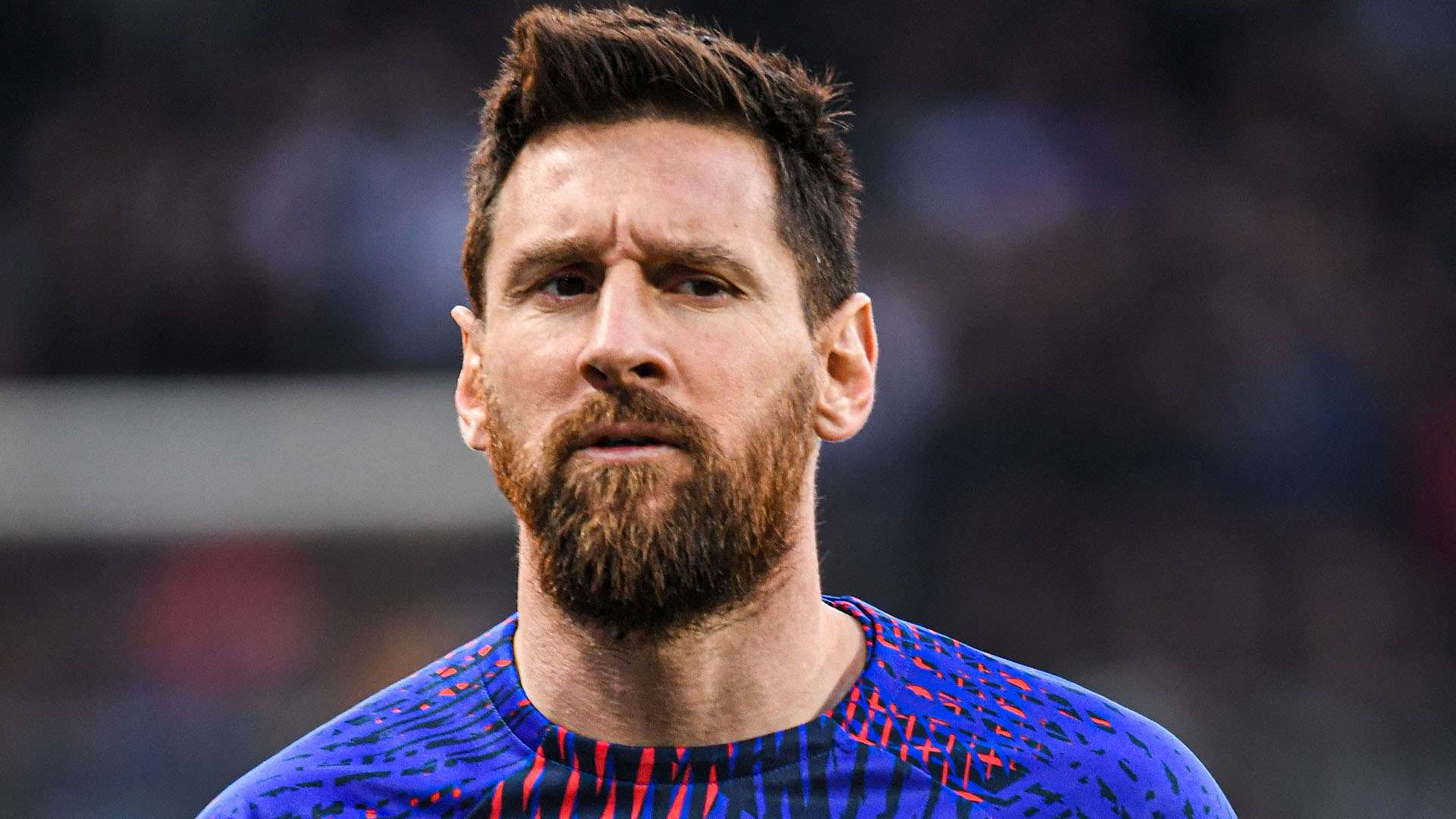 Lionel Messi skeptical face PSG warm-up