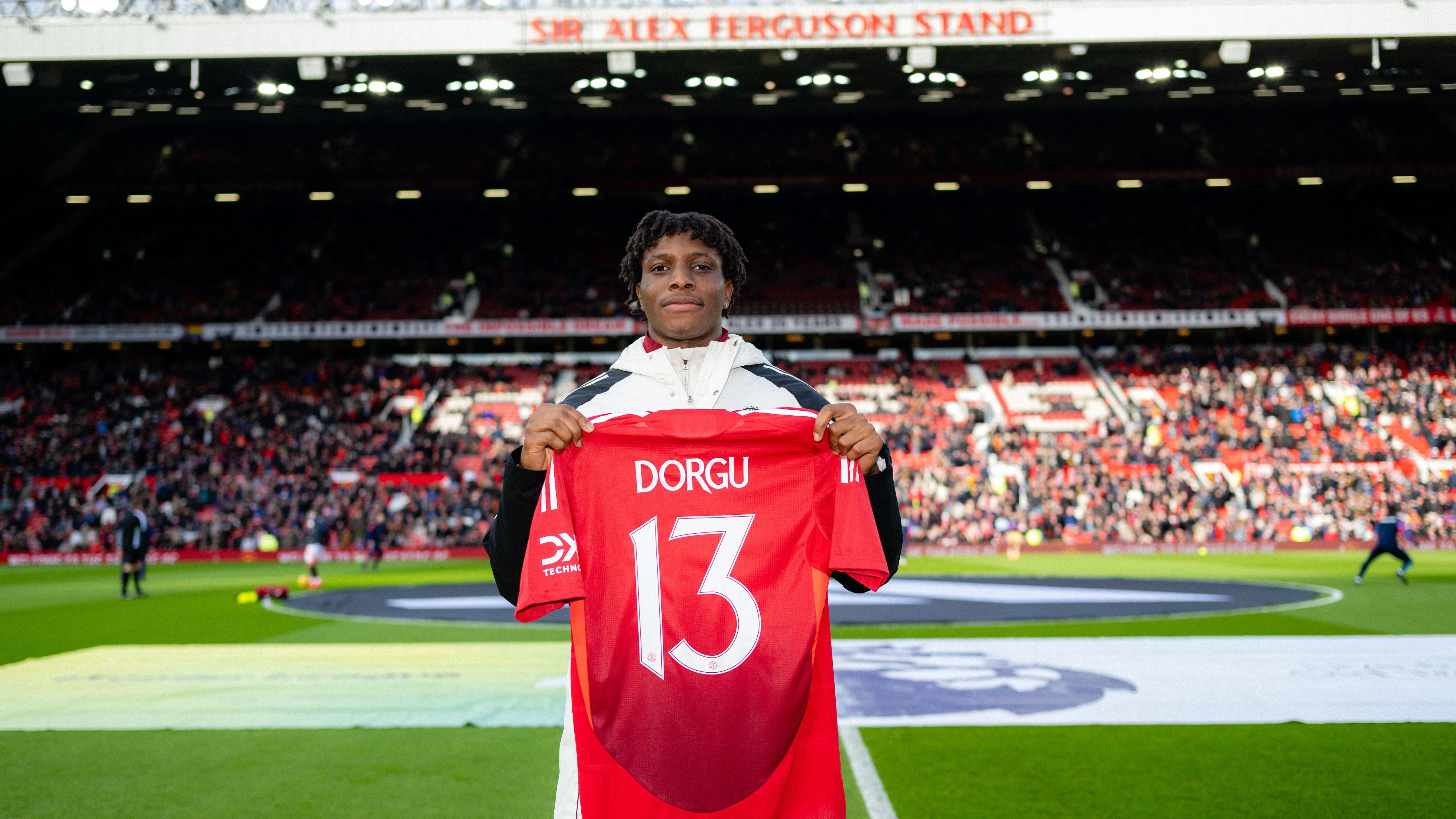 Patrick Dorgu Manchester United 2024-25