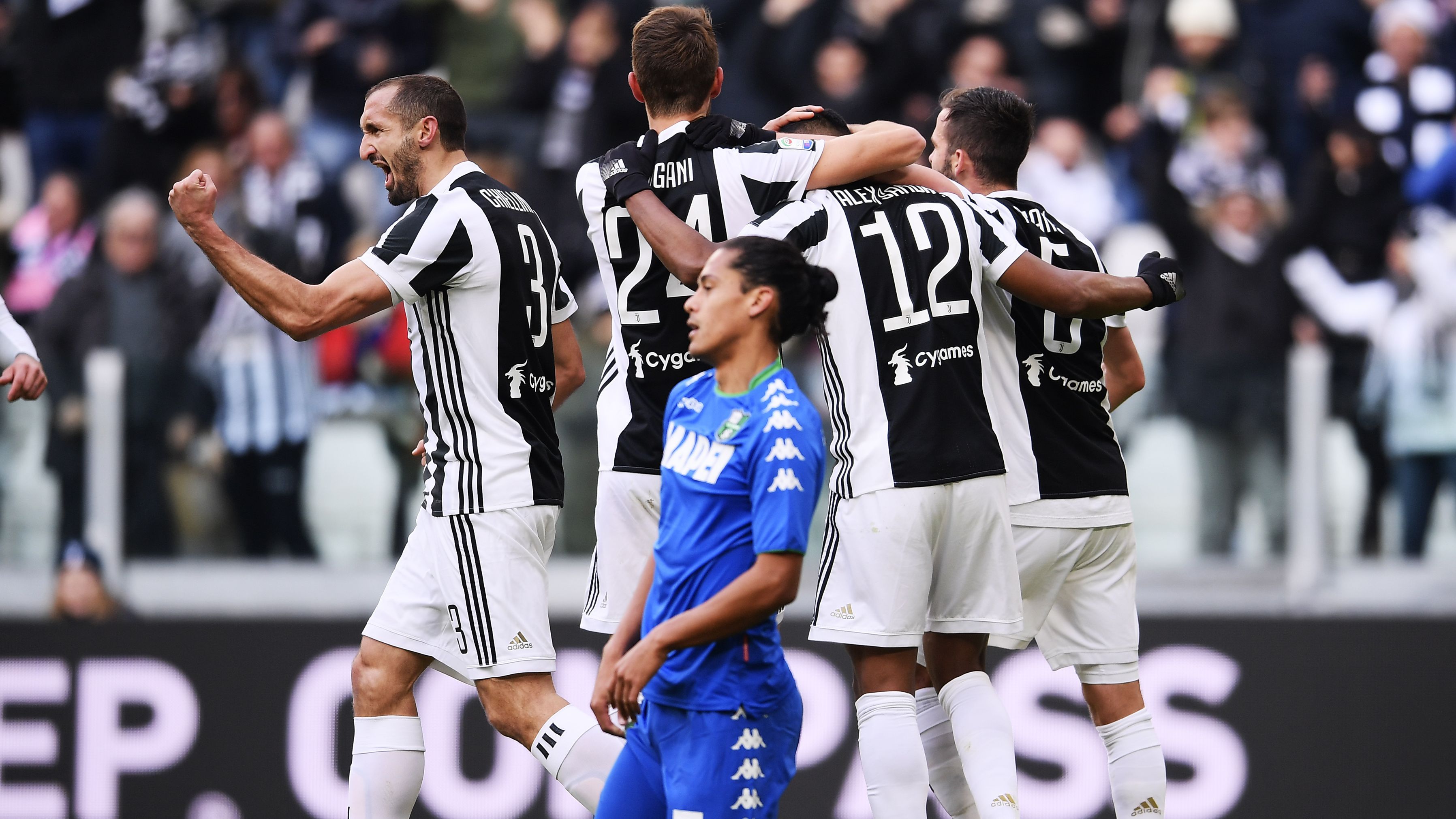 Juventus celebrating Sassuolo