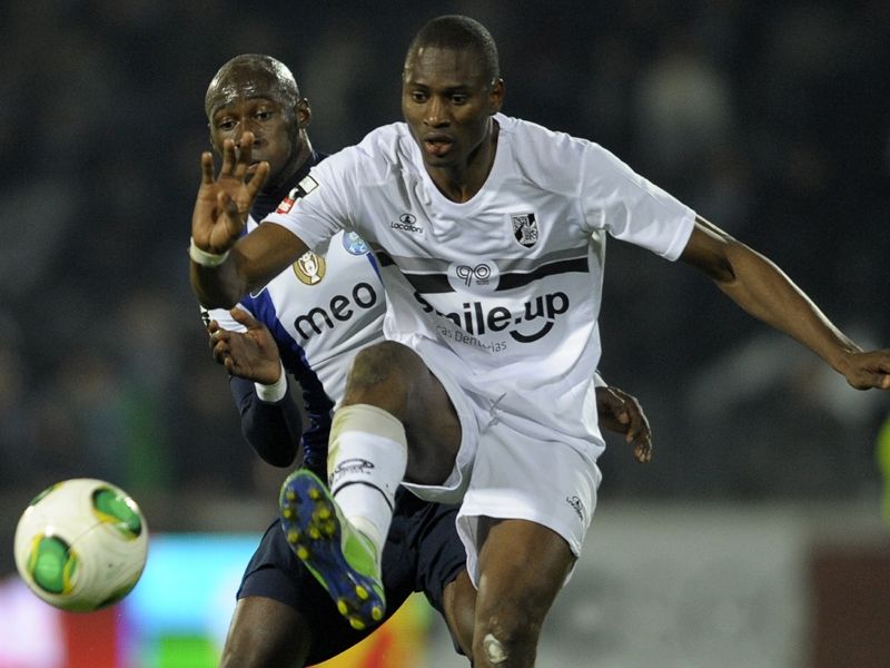 Vitoria SC vs FC Porto, Eliaquim Mangala (L), Amido Balde