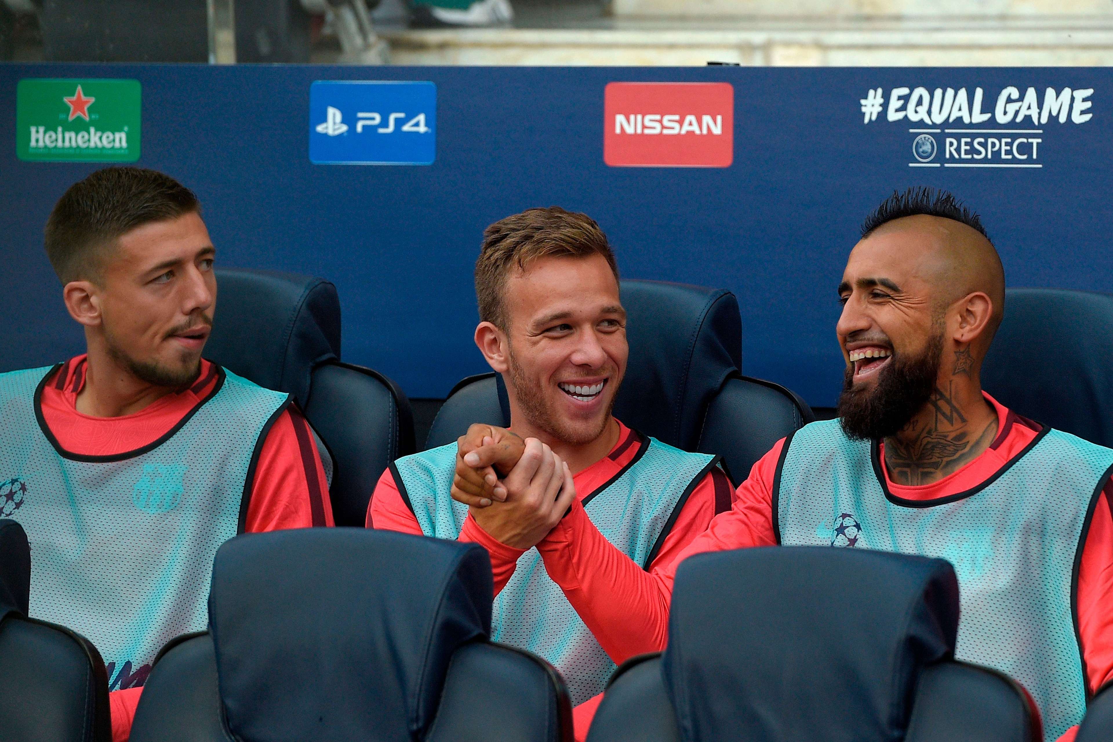 Lenglet Vidal Arthut Barcelona PSV Champions League