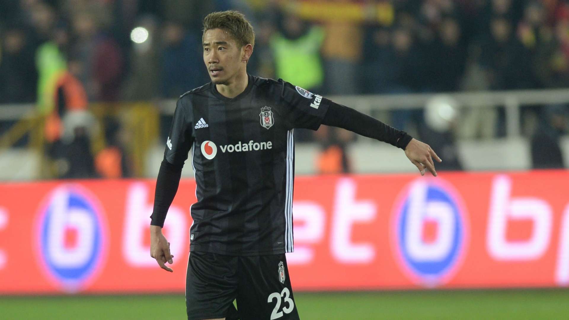 Yeni Malatyaspor Besiktas Shinji Kagawa