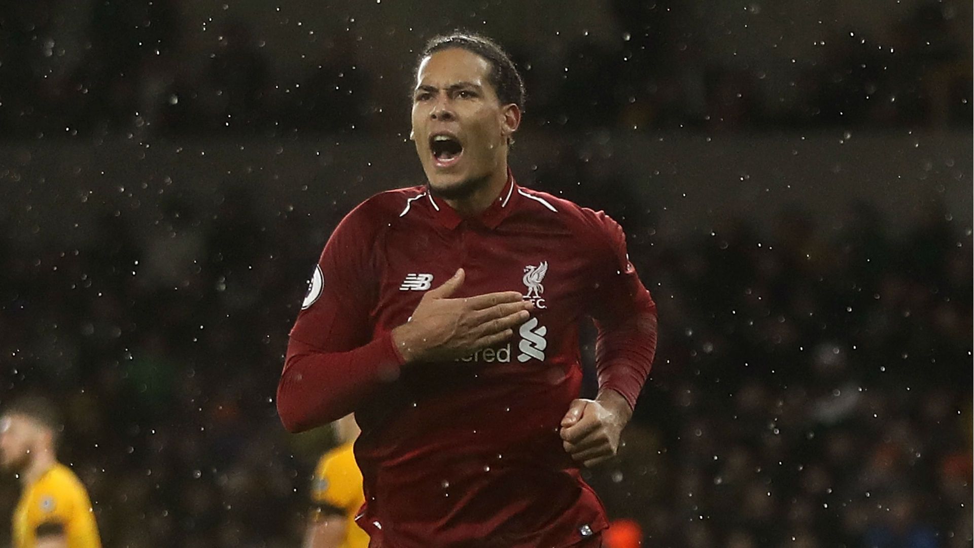 van Dijk Liverpool Wolves 2018