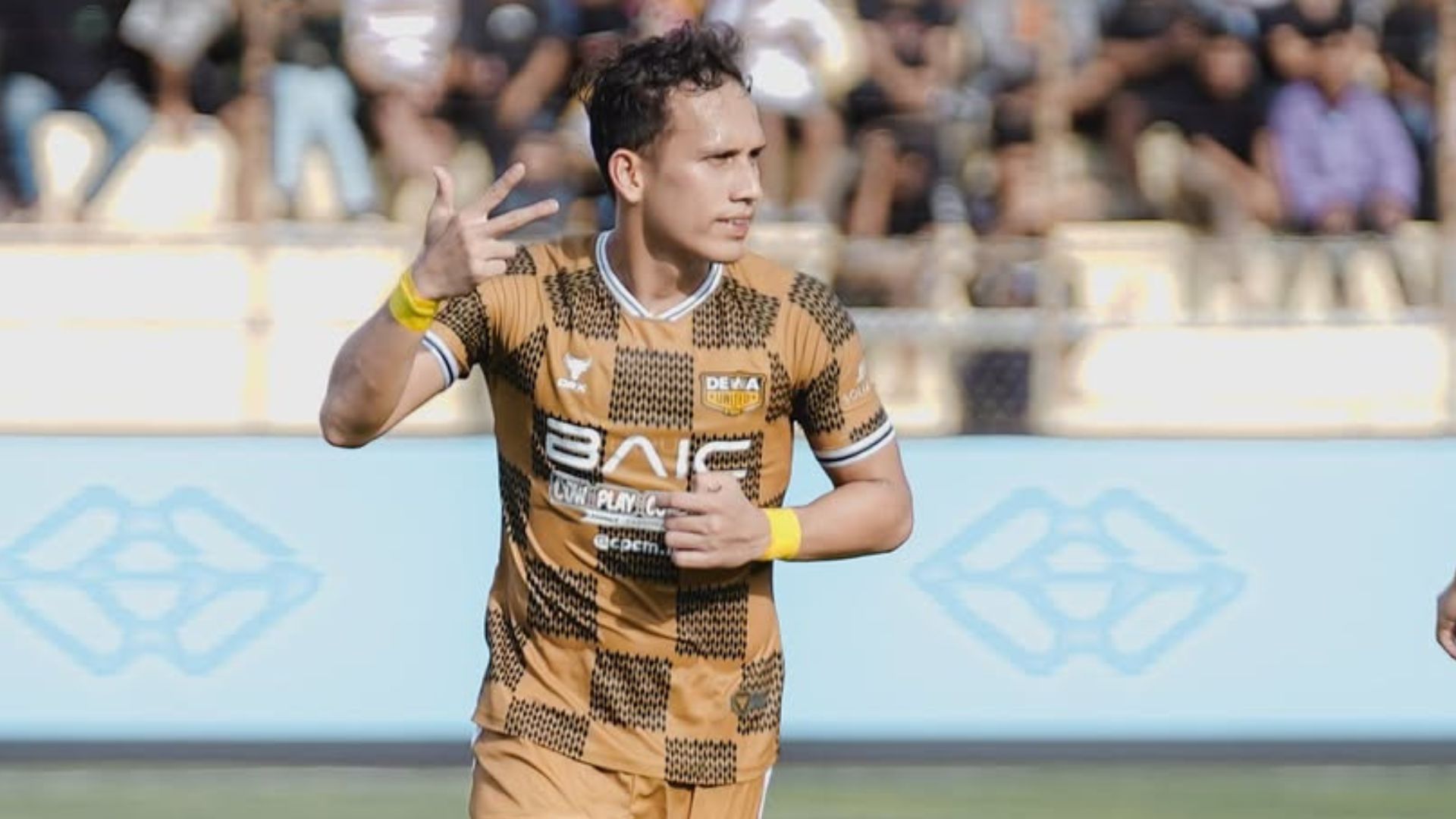 Egy Maulana Vikri - Dewa United