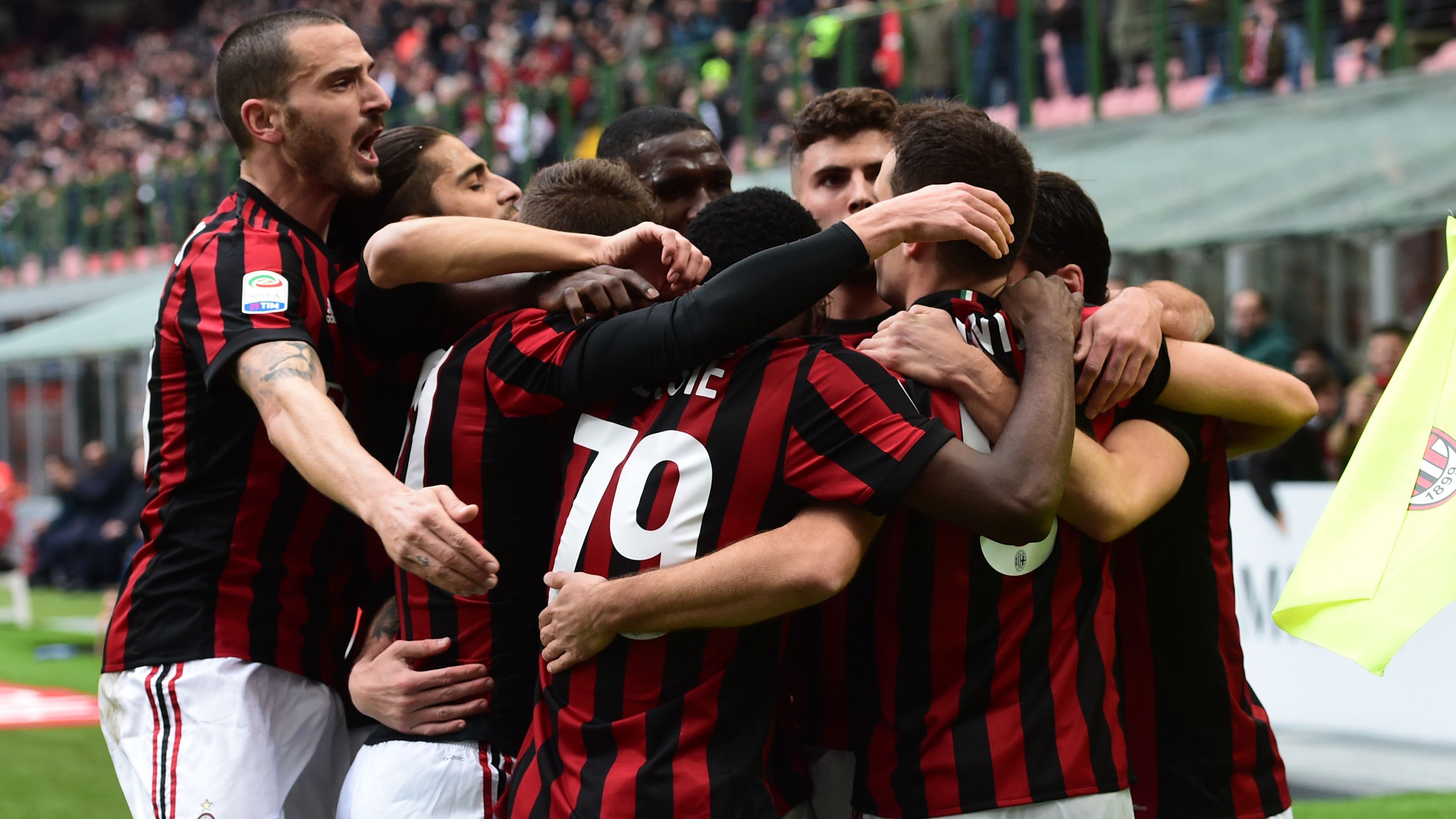 Milan Chievo celebrating