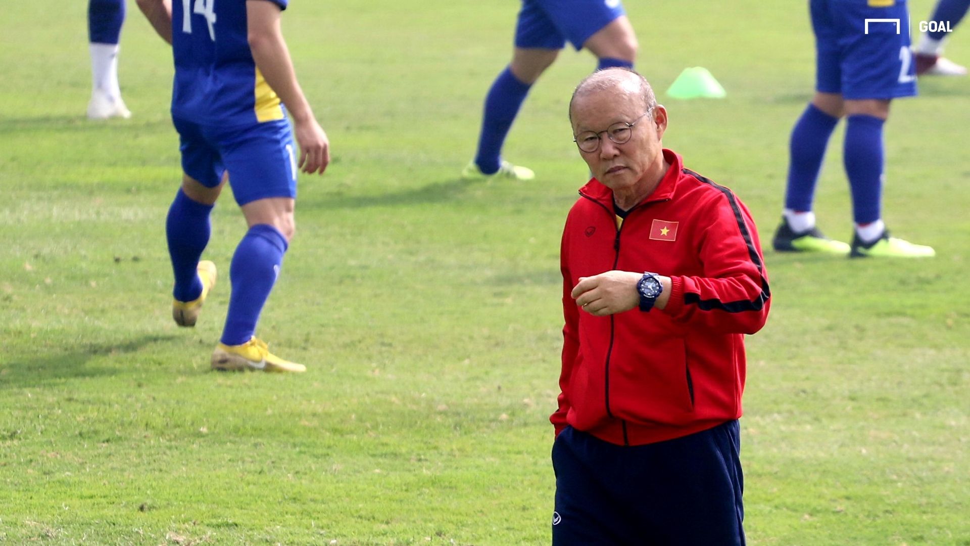 Tuyển Việt Nam tập luyện chiều 21/12