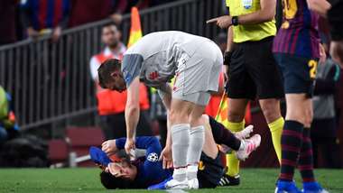 James Milner Lionel Messi - Barcelona Liverpool