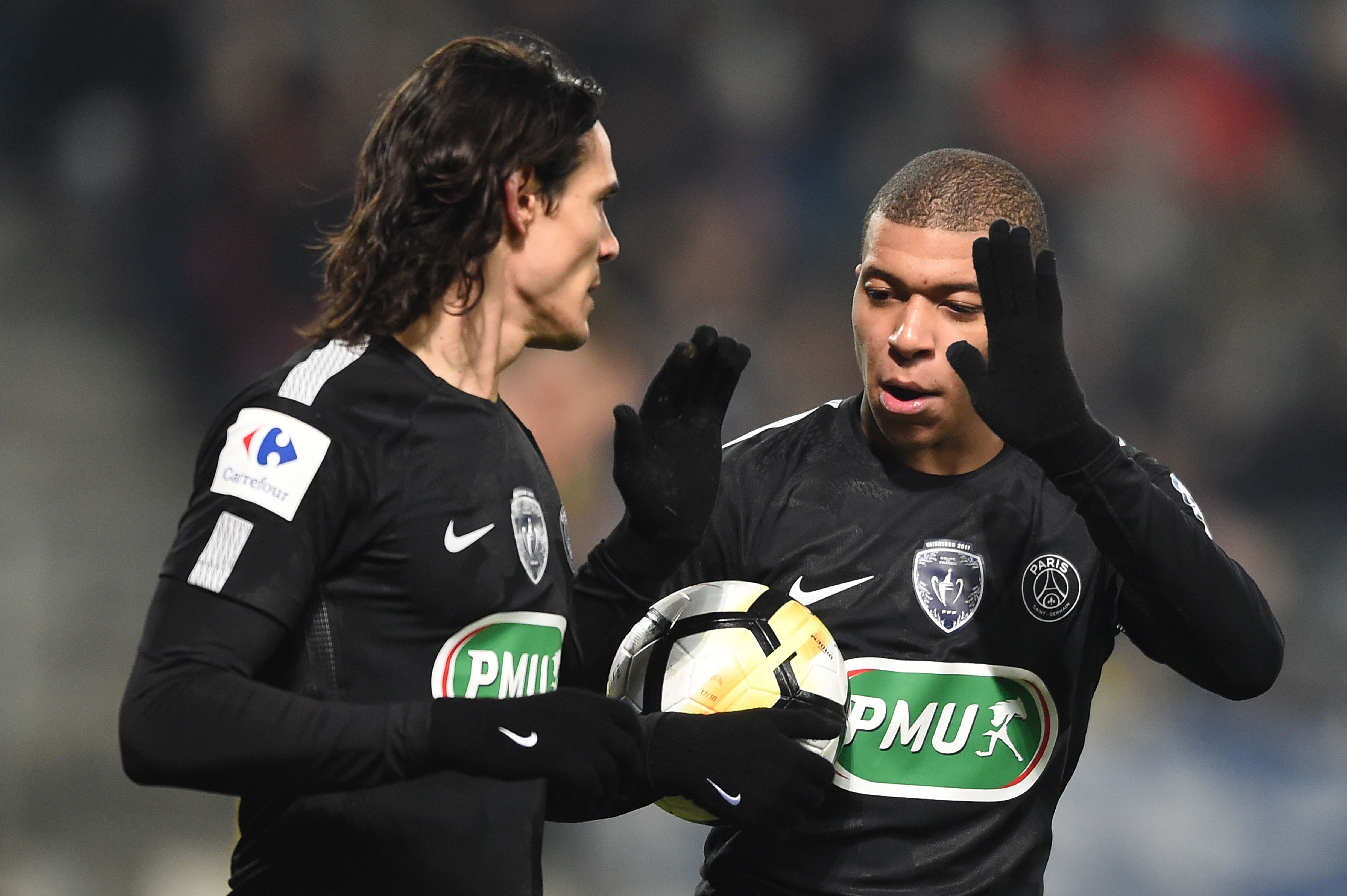 Edinson Cavan Kylian Mbappe Sochaux PSG Coupe de France 06022018.jpg