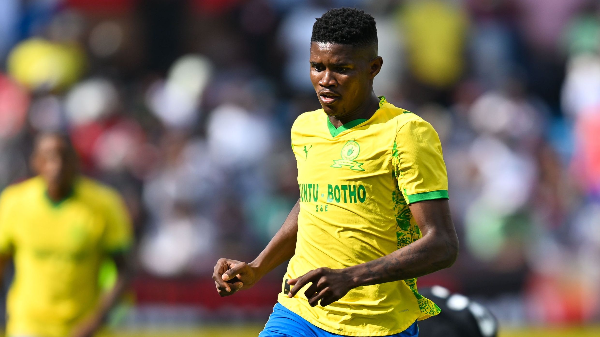 Bathusi Aubaas, Mamelodi Sundowns