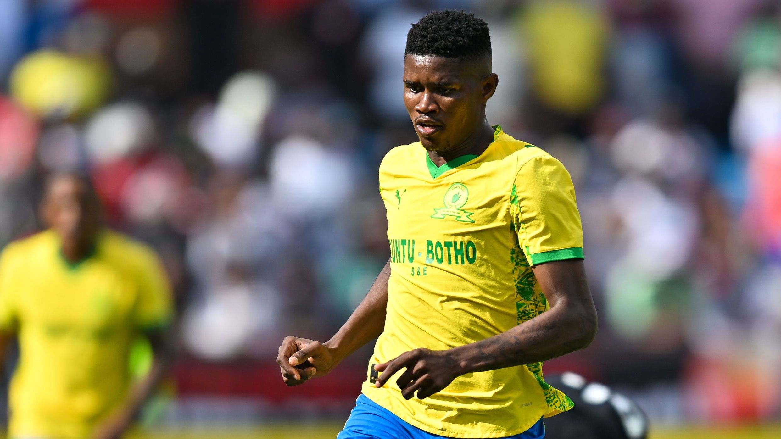 Bathusi Aubaas, Mamelodi Sundowns