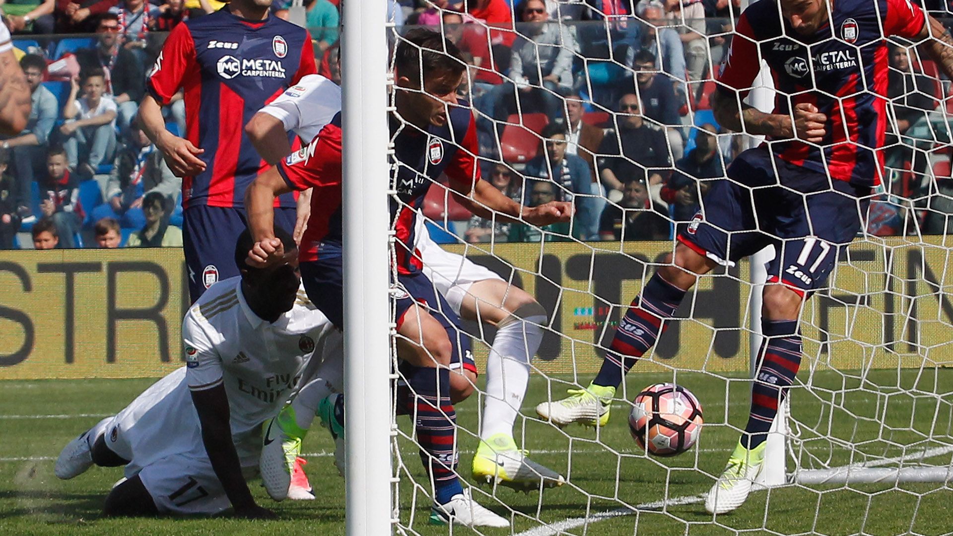 Paletta Crotone Milan